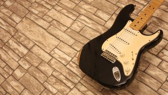 Fender Stratocaster Custom Shop 69 Black Relic 2000