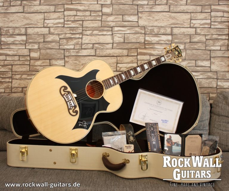 Gibson SJ200 Wildflower Tom Petty Signature 41 of 100 Antique Natural